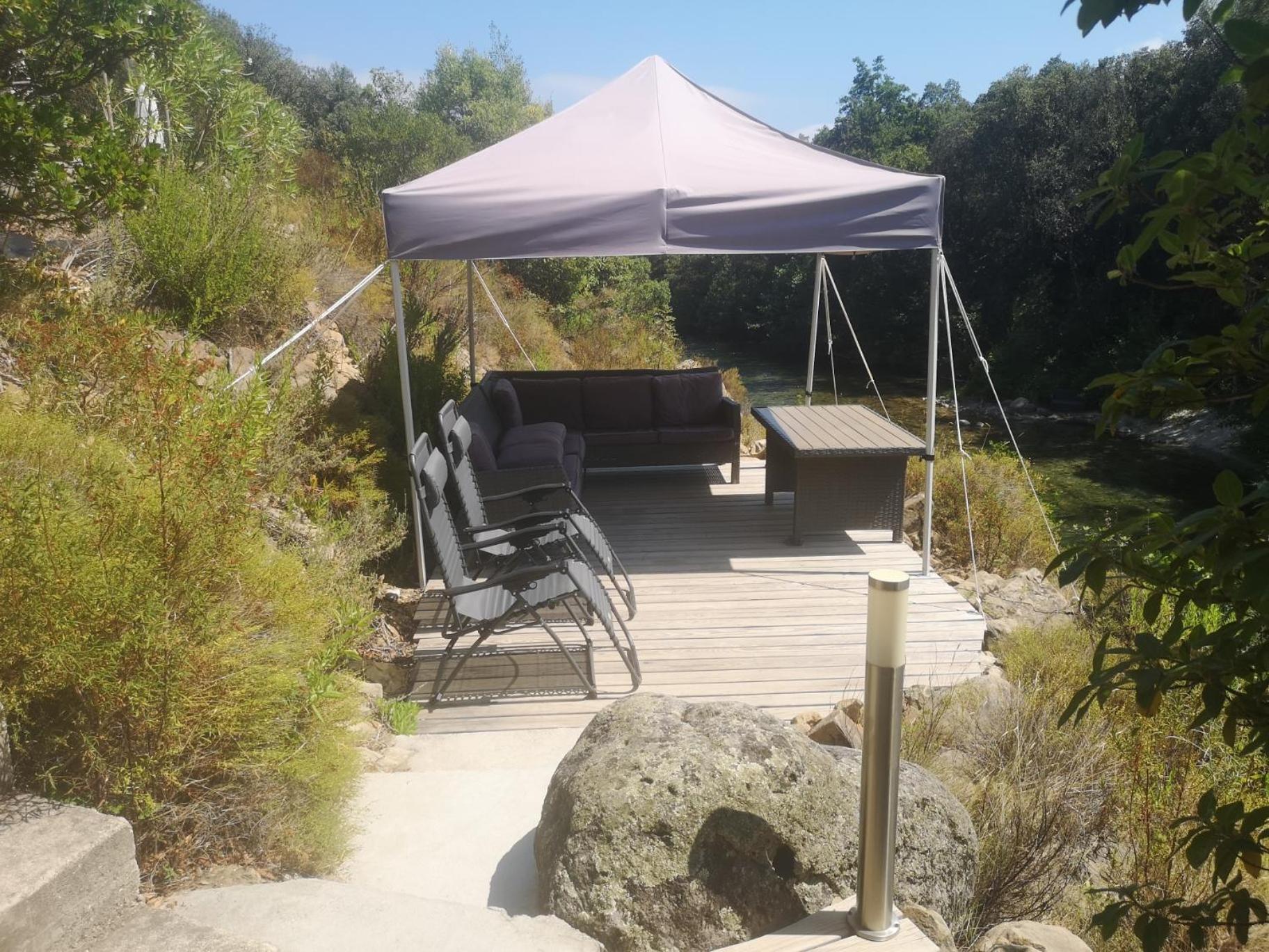 Villa Les Pieds Dans L'Eau Le Pont du Travo Exterior foto